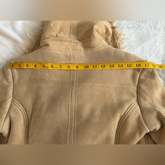 Vintage H&M Women's Tan Suede Leather Long Coat with Shaggy Furry Trim - Picture 17 of 17